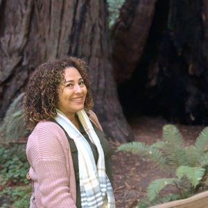 Meet your Posher, Claudia